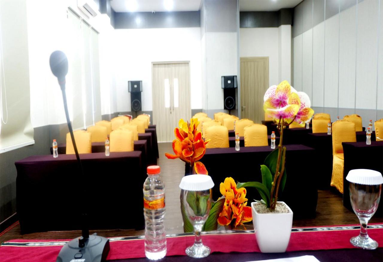 Manise Hotel Ambon Dış mekan fotoğraf