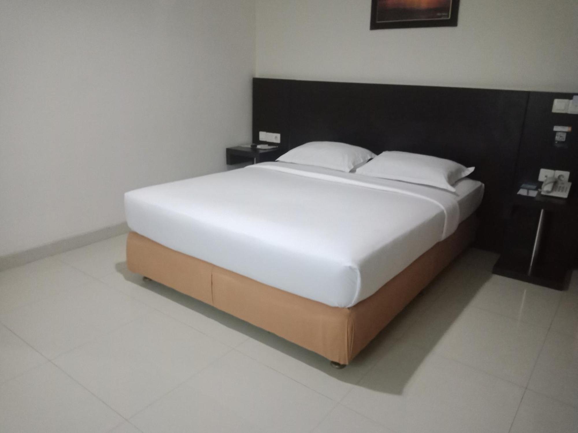 Manise Hotel Ambon Dış mekan fotoğraf