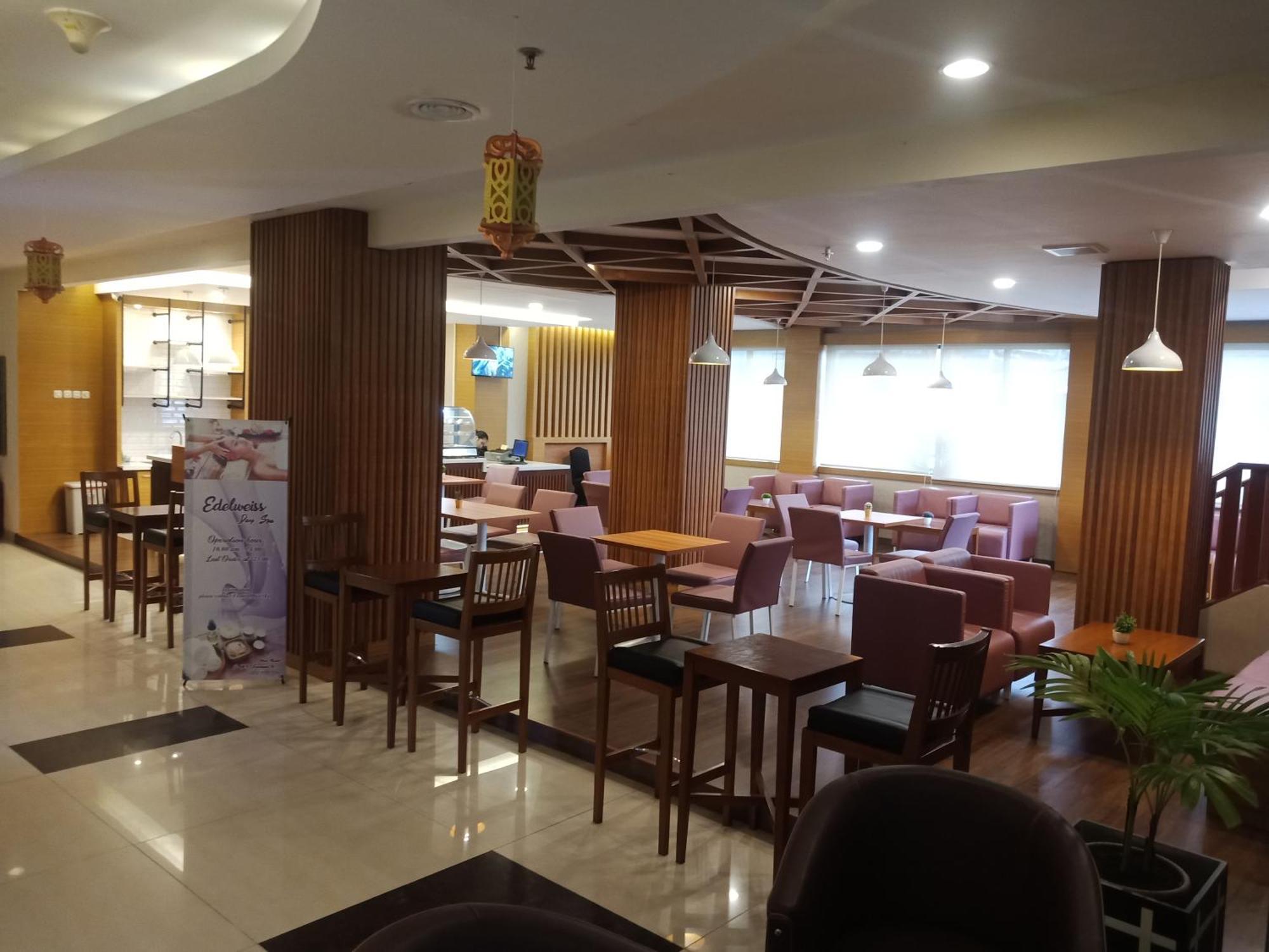 Manise Hotel Ambon Dış mekan fotoğraf