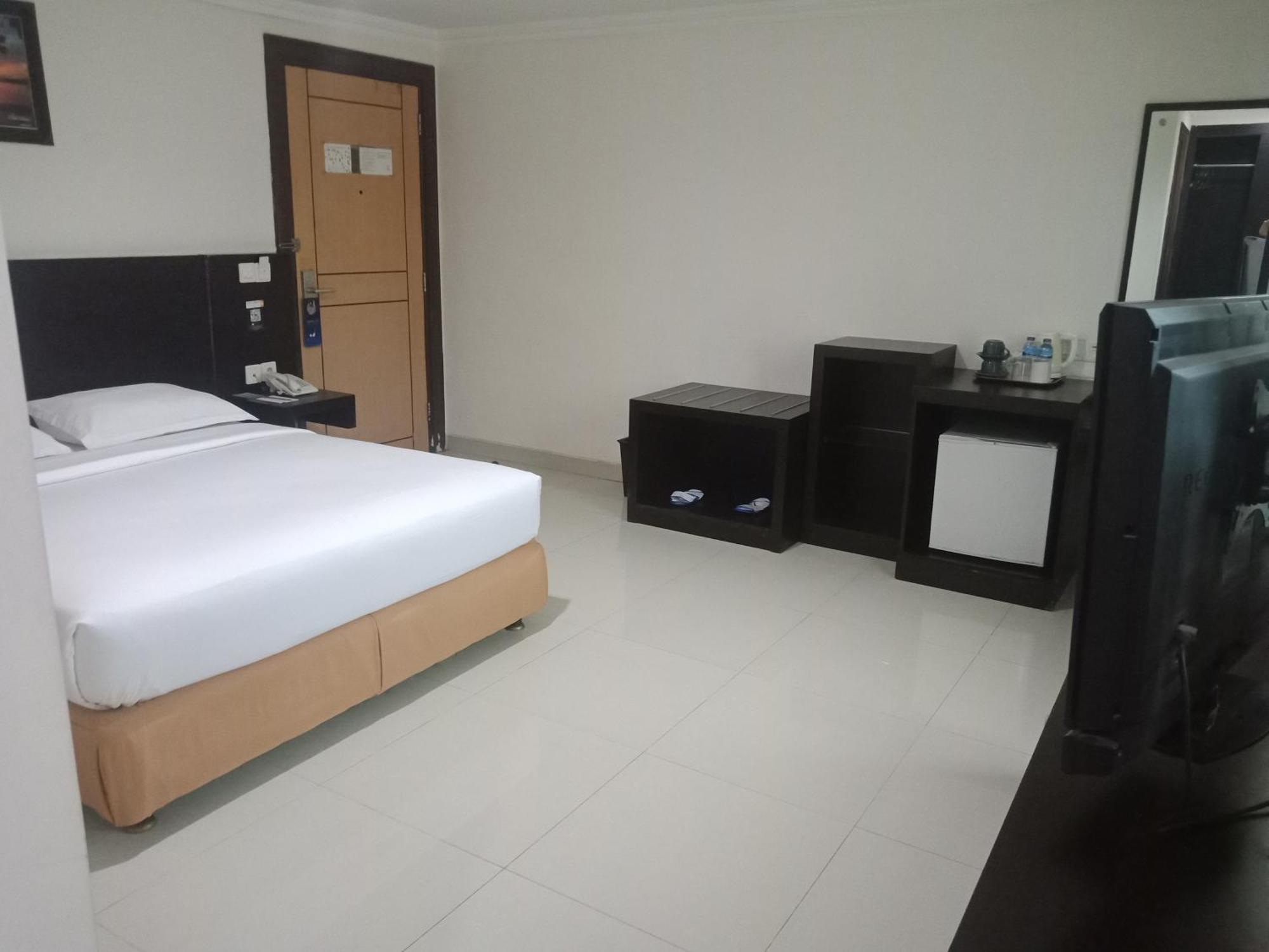 Manise Hotel Ambon Dış mekan fotoğraf