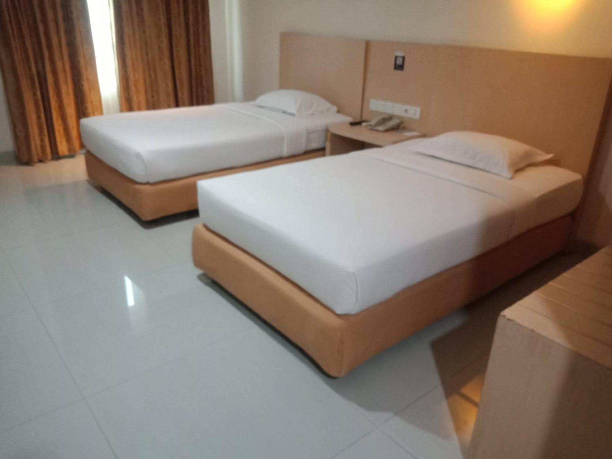 Manise Hotel Ambon Dış mekan fotoğraf
