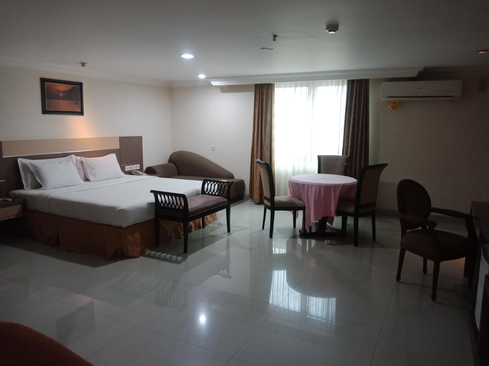 Manise Hotel Ambon Dış mekan fotoğraf