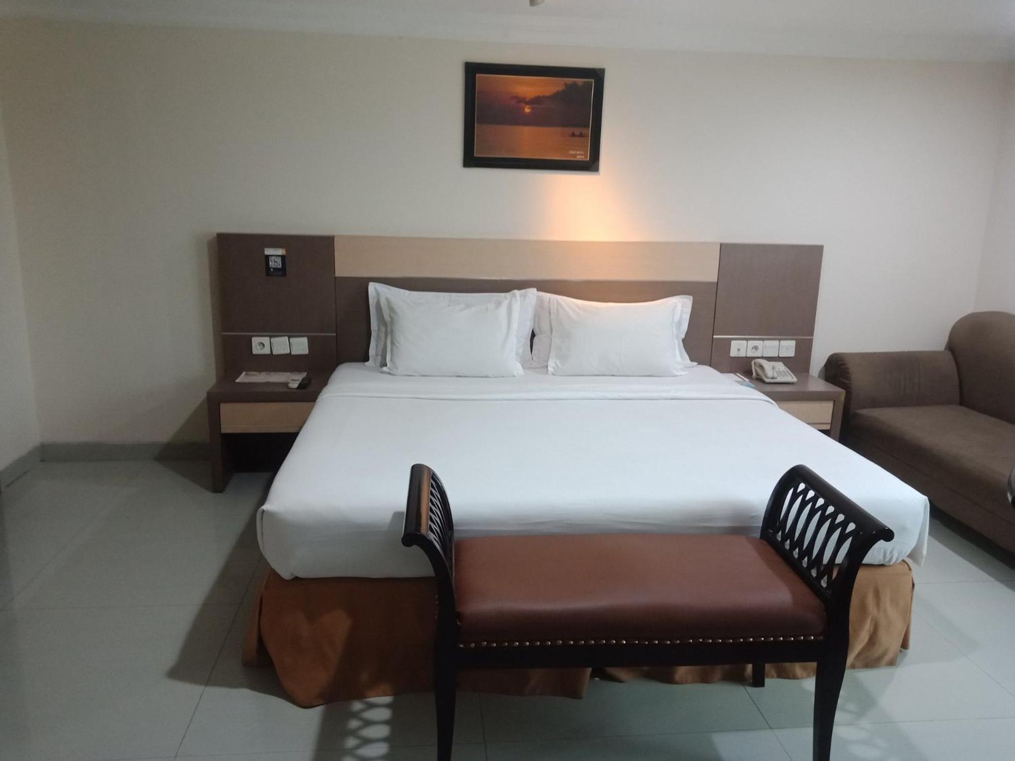 Manise Hotel Ambon Dış mekan fotoğraf