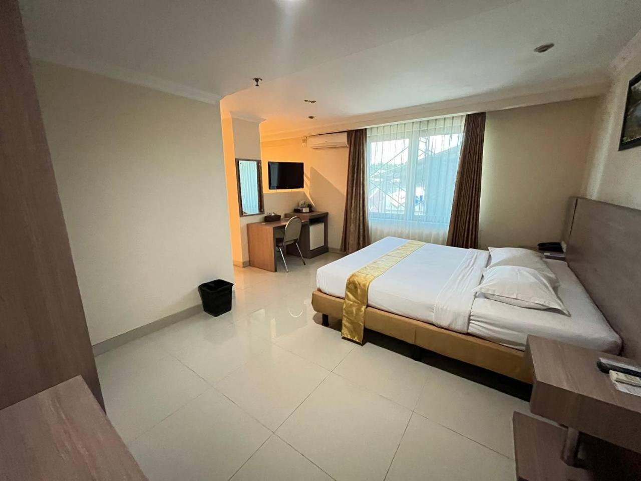 Manise Hotel Ambon Dış mekan fotoğraf